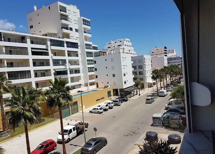 Apartment Girasol Front Beach Quarteira Algarve